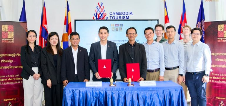 CSFF ចុះហត្ថលេខាលើកិច្ចព្រមព្រៀងជាមួយ ក្រុមប្រឹក្សាភិបាលសិក្សាទីផ្សារ និង​ផ្សព្វផ្សាយ​ទេសចរណ៍កម្ពុជា