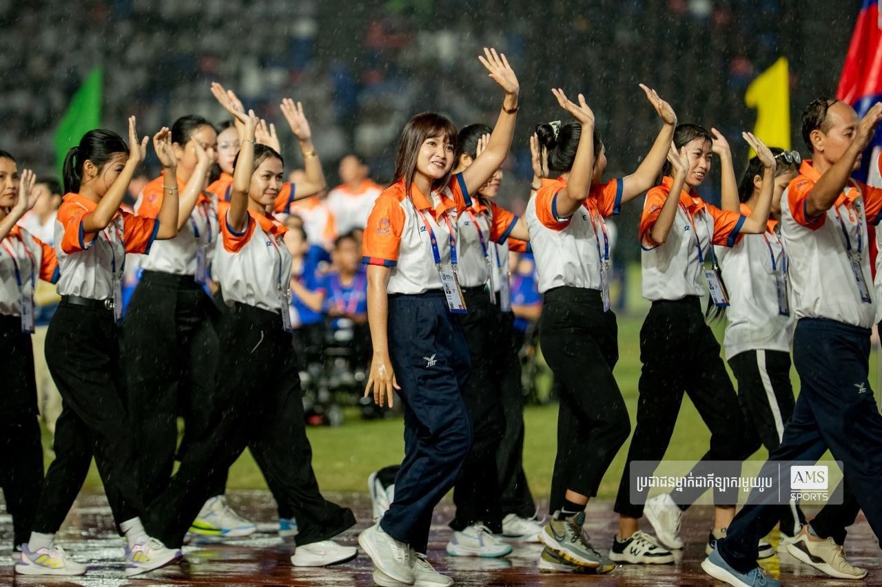 Image for article: បុរសឯក និង បវរកញ្ញា ៥០ រូប នឹងរួមគ្នាបង្ហាញ «ស្បៃខ្មែរ» ក្នុងពិធីបើកកីឡាជាតិ ២០២៦