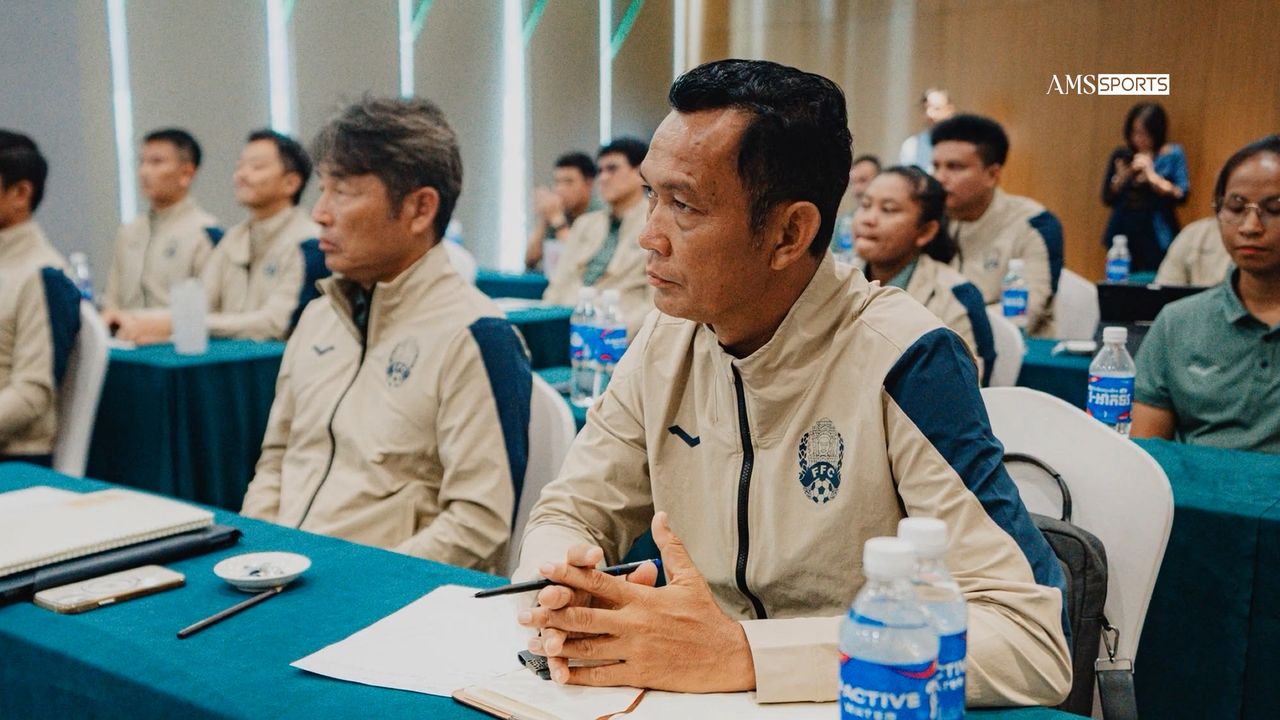 Image for article: ក្រោយរង់ចាំអស់រយៈពេល១៥ឆ្នាំ! លោកគ្រូ មាស ចាន់ណា បញ្ជាក់ពីគោលដៅធំបន្ទាប់ពីបញ្ចប់វគ្គ Pro License