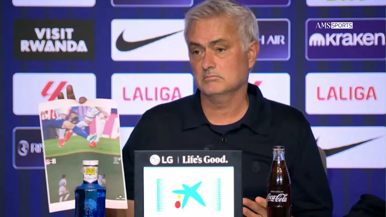 Thumbnail for Mourinho ថា Atletico Madrid សមតែបានកាតក្រហមពីរក្នុងប្រកួត Derby ដ៏ក្ដៅគគុក