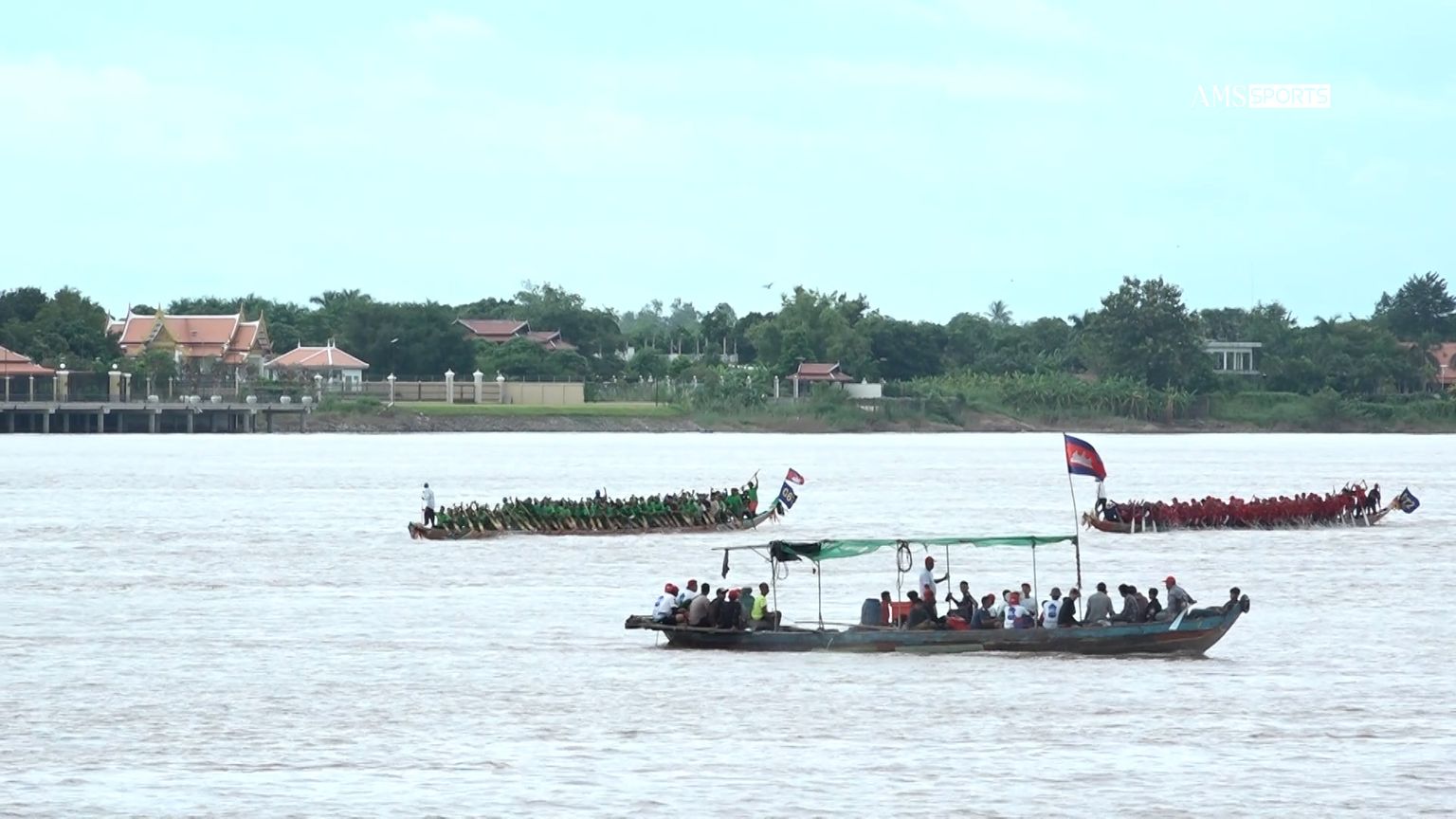 Image for article: ខ្លះអំពីការប្រណាំងទូក ង នៅខេត្តកំពង់ចាម ថ្ងៃទី26 ខែតុលា ខាងមុខនេះ
