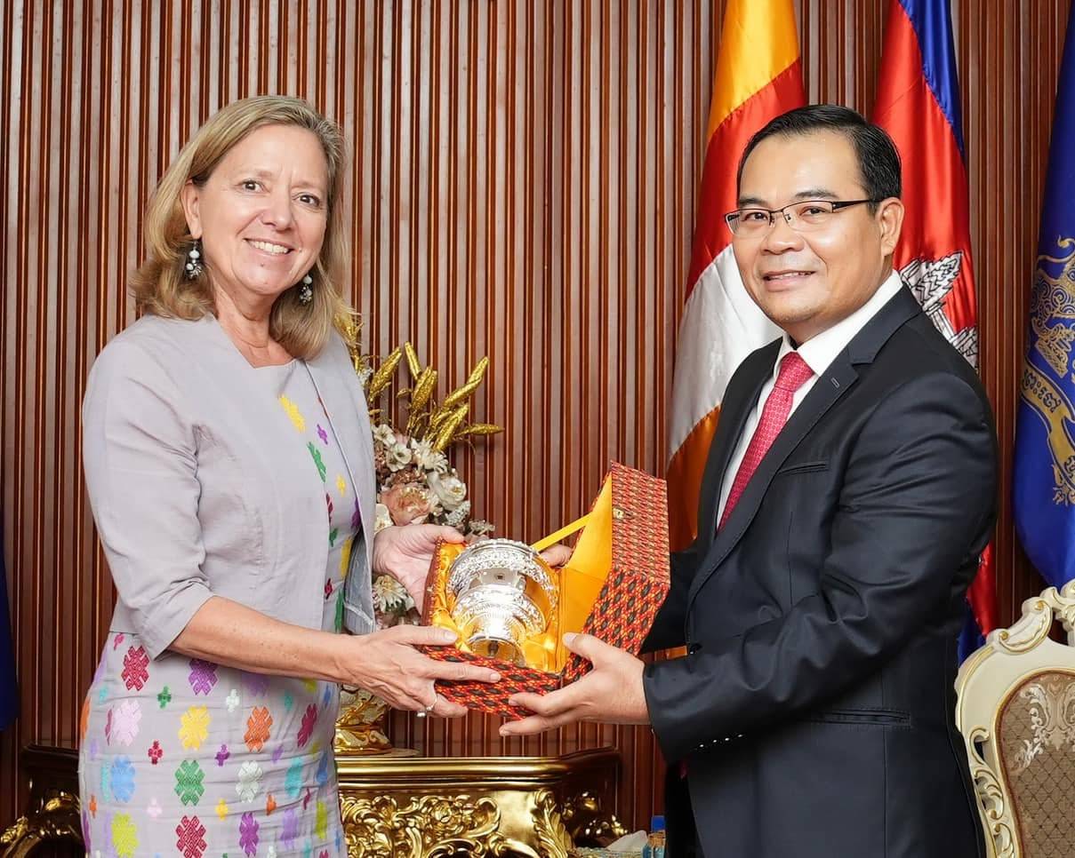 កម្ពុជា-ធនាគារពិភពលោកនឹងបន្តពង្រីកកិច្ចសហប្រតិបត្តិការលើការអភិវឌ្ឍធនធានទឹករយៈពេលវែងឱ្យកាន់តែខ្លាំង