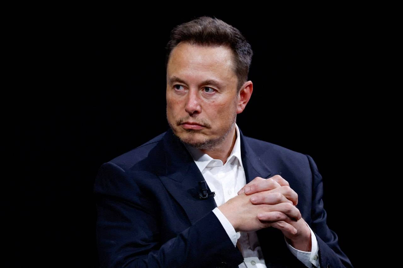 លោក Elon Musk ត្រៀមលក់មនុស្សយន្តទូទាំងពិភពលោកនៅឆ្នាំ ២០២៦