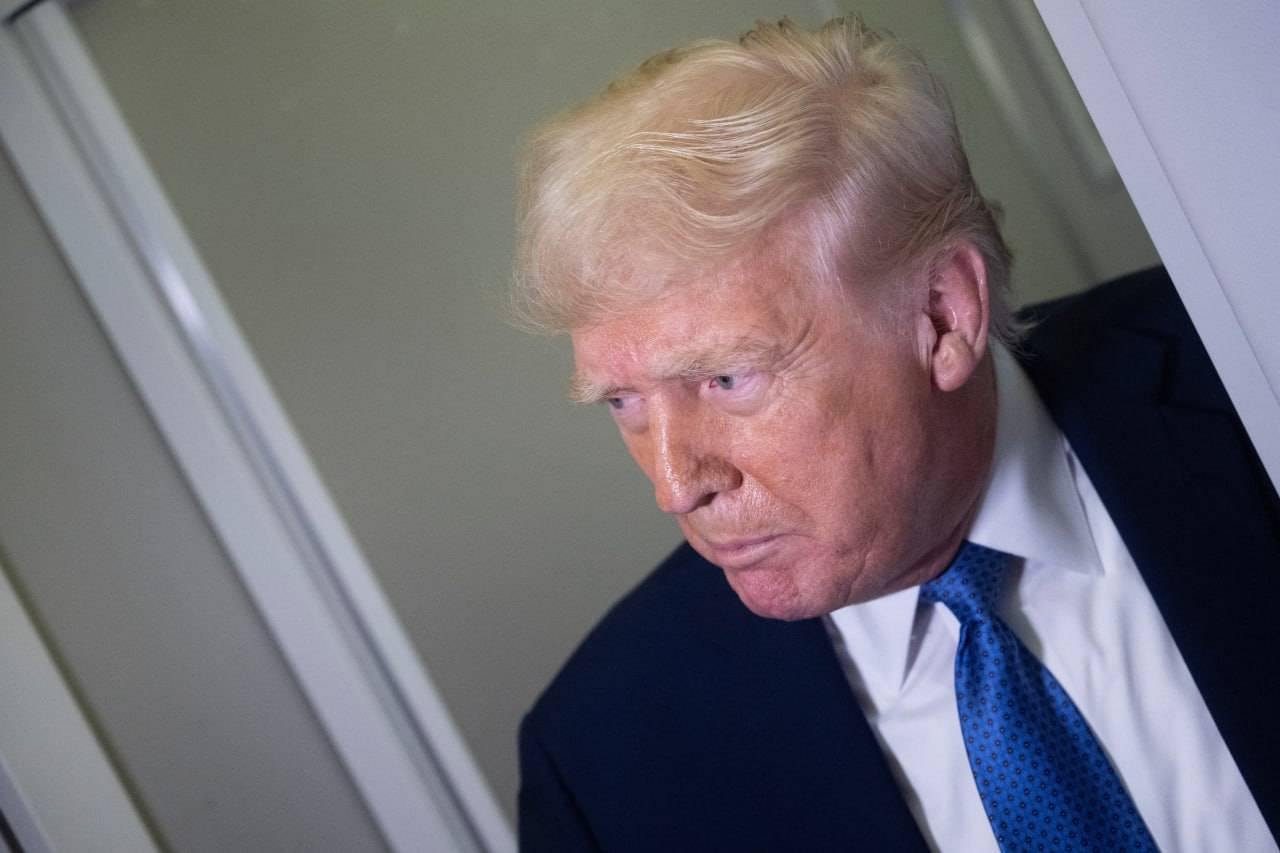មន្ត្រីលោក Trump ប្តេជ្ញាបន្តប្រយុទ្ធ ទាល់តែក្រុមហ៊ូទីឈប់បាញ់កប៉ាល់ទំនិញ