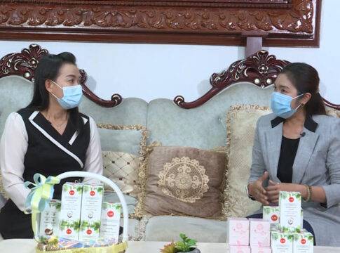 អប្សរាពីជ្រុងមួយ៖ សិប្បកម្មផលិតប្រេងដូងត្រជាក់ធម្មជាតិ (មានវីដេអូ)