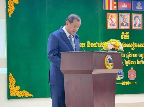 ក្រសួងទេសចរណ៍ រៀបចំពិធីផ្សព្វផ្សាយ និងដាក់ឱ្យប្រើប្រាស់សៀវភៅទេសចរណ៍ថ្នាក់ទី១១
