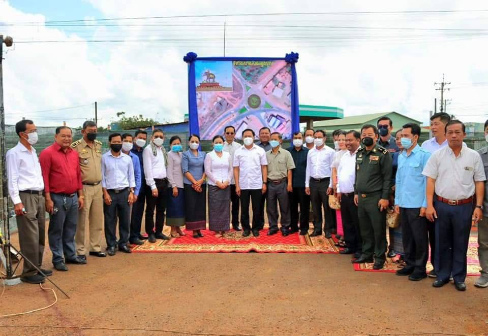 អភិបាលខេត្តមណ្ឌលគិរី អញ្ជើញបើកការដ្ឋាន និងបញ្ចុះបឋមសិលាសាងសង់រង្វង់មូល “រូបសំណាកដំរី “