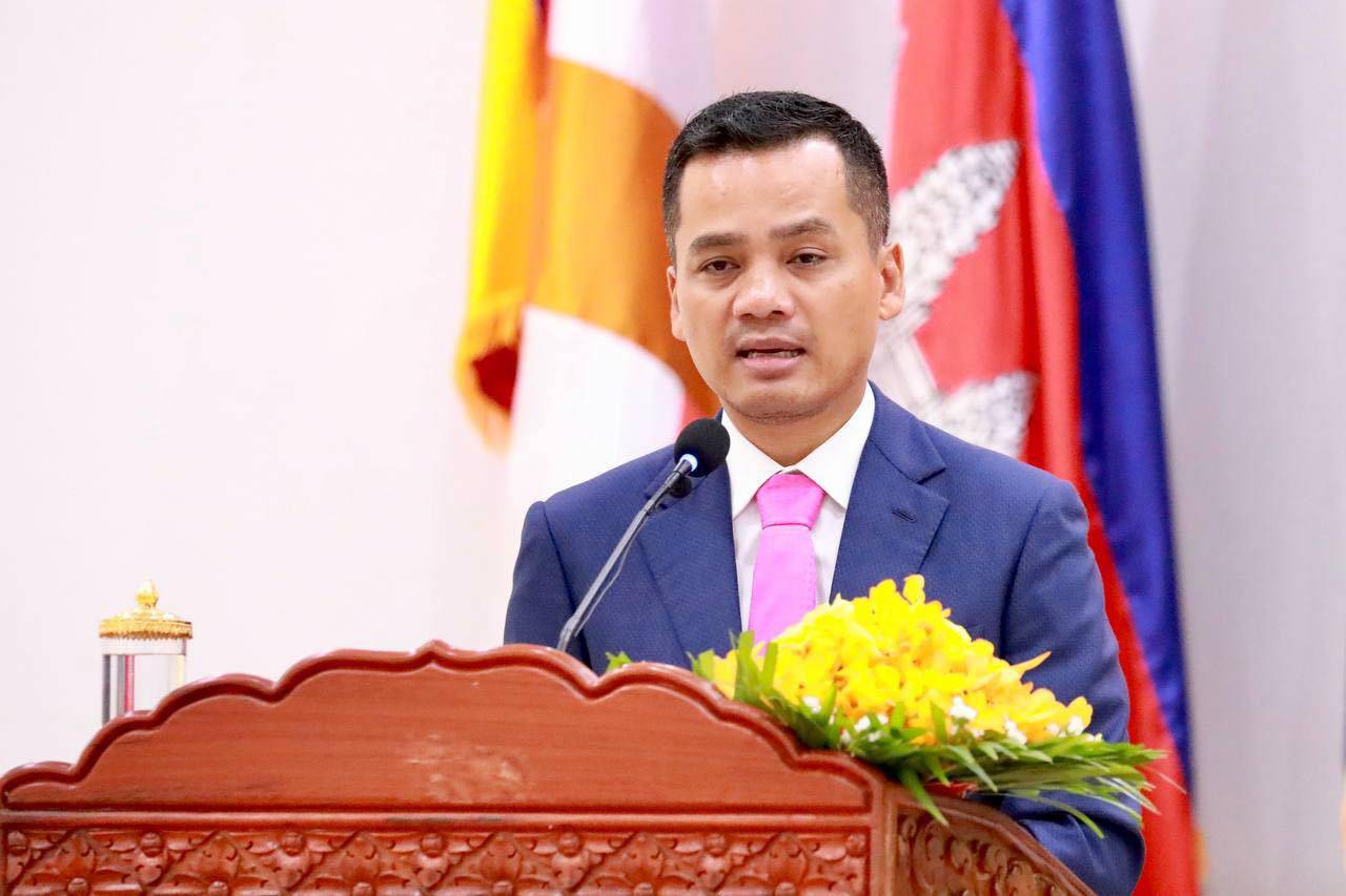 ឧបនាយករដ្ឋមន្រ្តី រដ្ឋមន្រ្តីក្រសួងមហាផ្ទៃ  បន្តក្រើនរំឭកដល់កងកម្លាំងនគរបាលជាតិ ខិតខំថែរក្សាសន្តិសុខ និងបម្រើសេវាសាធារណៈឱ្យកាន់តែប្រសើរ