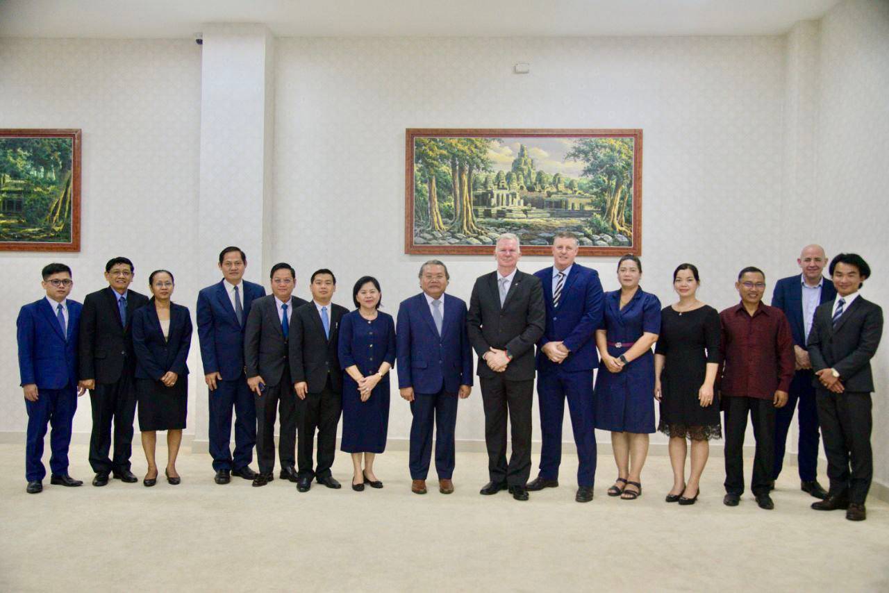 អង្គភាពការពារកុមារ  គាំទ្រដល់ផែនការក្រសួងសុខាភិបាលក្នុងការលើកកម្ពស់សុខុមាលភាពជាសកល