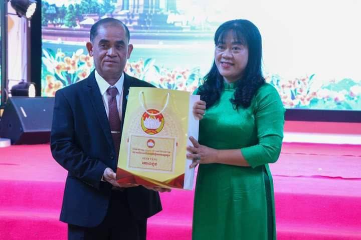 រណសិរ្សសាមគ្គីអភិវឌ្ឍន៍​មាតុភូមិ​កម្ពុជា​ខេត្តរតនគិរី និងរណសិរ្ស​មាតុភូមិវៀតណាម​​ខេត្តកន្ទូម​បន្តកិច្ចសហប្រតិបត្តិការលើ​ខ្លឹមសារ​សំខាន់ៗចំនួន៣