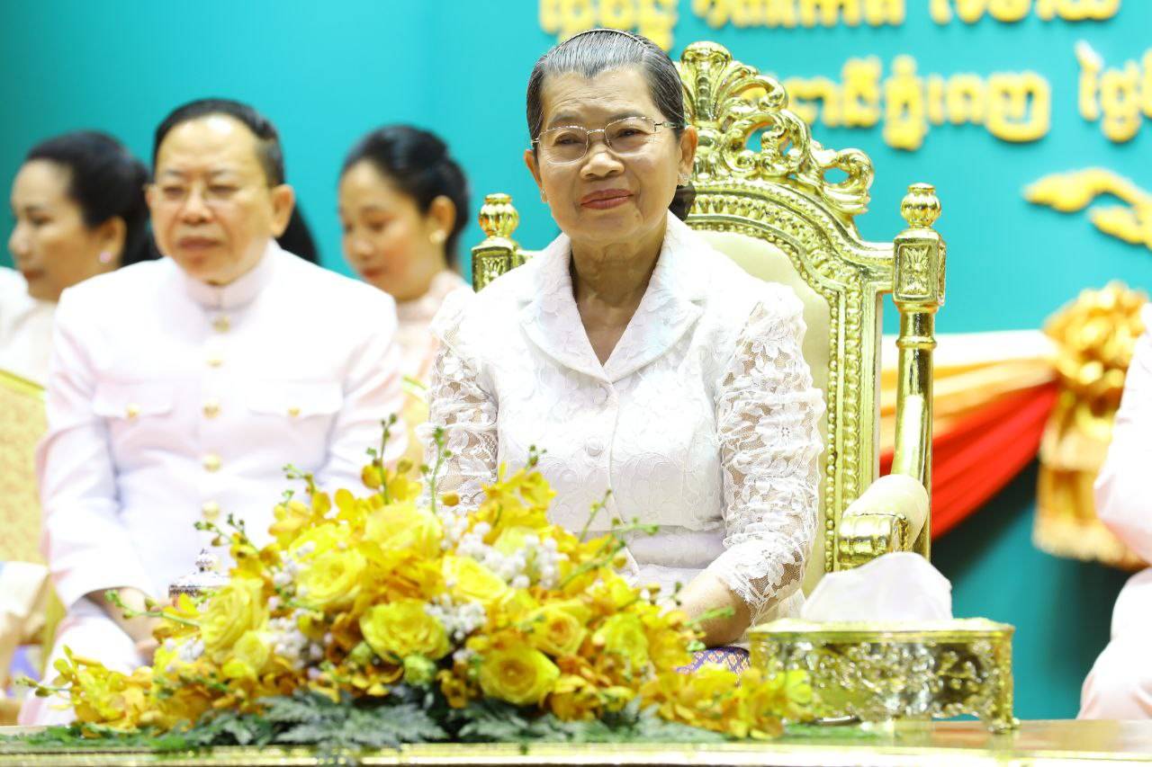 សម្តេច ម៉ែន សំអន ៖ មជ្ឈមណ្ឌលវប្បធម៌ព្រះពុទ្ធសាសនាកម្ពុជា និងនាទីសន្ទនាព្រះធម៌ គឺជាការវិនិយោគដ៏មានតម្លៃក្នុងការការពារ ពង្រីកវប្បធម៌ និងសាសនារបស់ជាតិ
