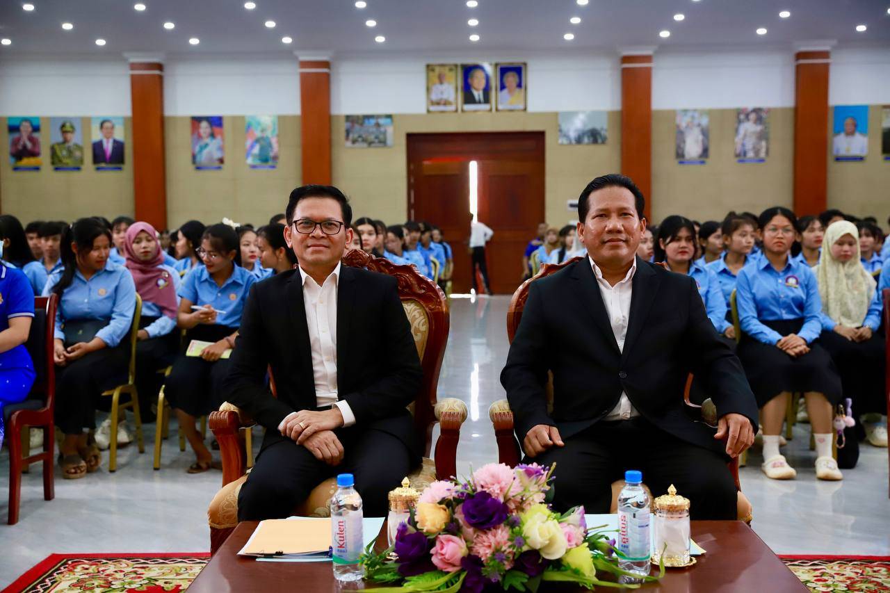 ឯកឧត្តម ប៉ែន បូណា ៖ គោលនយោបាយរបស់រាជរដ្ឋាភិបាលជាក្តីសង្ឃឹមនិងជាកម្លាំងចិត្តសម្រាប់ការសិក្សារបស់យុវជន