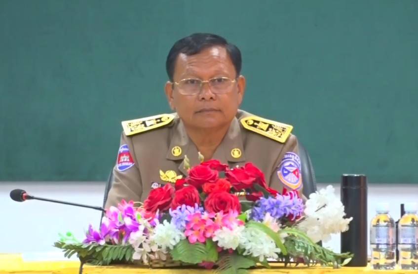 អាជ្ញាធរខេត្តកំពត ប្រជុំពិភាក្សាត្រៀមការងារគ្រប់គ្រងទឹកជំនន់តាម​ដង​ព្រែកកំពង់បាយ