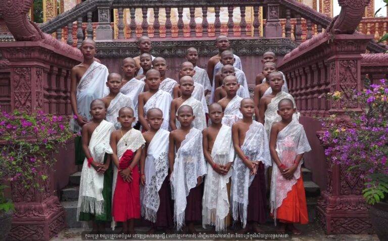 វប្បធម៌នៃការសាងផ្នួសចូលរួមលើកតម្កើងព្រះពុទ្ធសាសនា