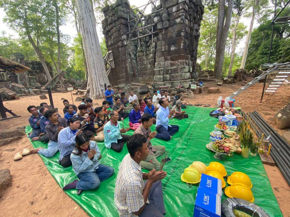 ប្រាសាទក្រហម ក្នុងរមណីយដ្ឋានប្រាសាទកោះកេរ ចាប់ផ្តើមអនុវត្តគម្រោង​អភិរក្ស និងជួសជុល