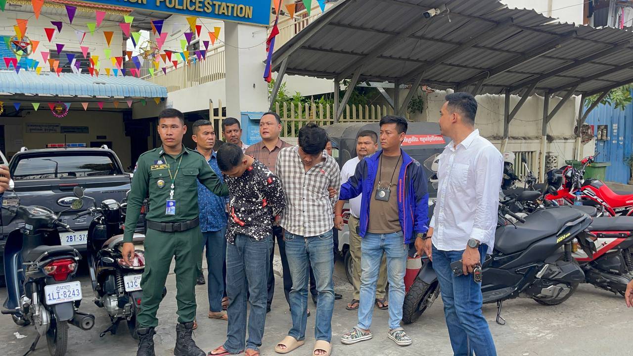 សមត្ថកិច្ចខណ្ឌឬស្សីកែវ សហការជាមួយសមត្ថកិច្ចខណ្ឌចំការមន បង្រ្កាបជនសង្ស័យពាក់ព័ន្ធករណីឆក់