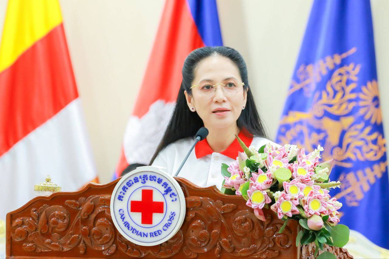 កម្ពុជា ប្រារព្ធខួបលើកទី១៦២ ទិវាពិភពលោកកាកបាទក្រហម និងអឌ្ឍចន្ទក្រហម