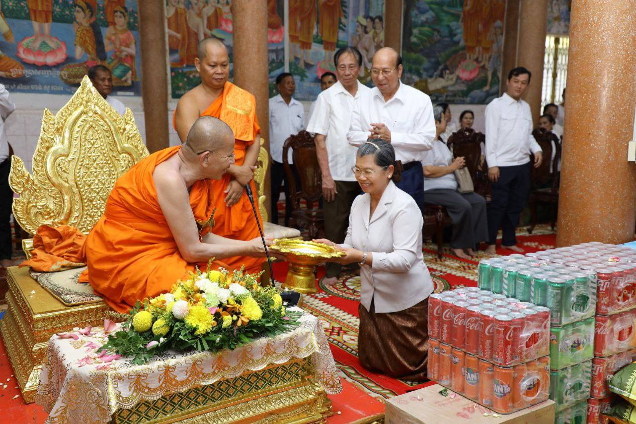 សម្តេច ម៉ែន សំអន ៖ បើ​គ្មាន​ការ​រីក​ចម្រើន​វិស័យ​អាណាចក្រ​នោះ​ទេ វិស័យ​ពុទ្ធចក្រ​ក៏​មិន​អាច​ដំណើរការ​បាន​ល្អ​ដែរ