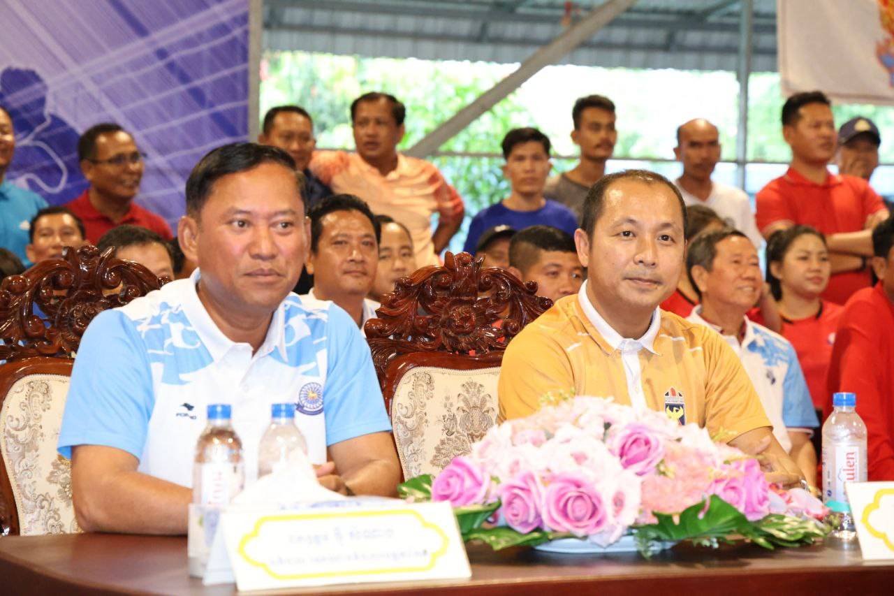 ថ្នាក់ដឹកនាំសហព័ន្ធកីឡាបាល់ទះកម្ពុជា ចាត់ទុកពានរង្វាន់ លោក ឧត្តមសេនីយ៍ទោ ម៉ែន លី លើកទី១ ជាចំណែកផលិតធនធានបន្តវេនសម្រាប់ជាតិ