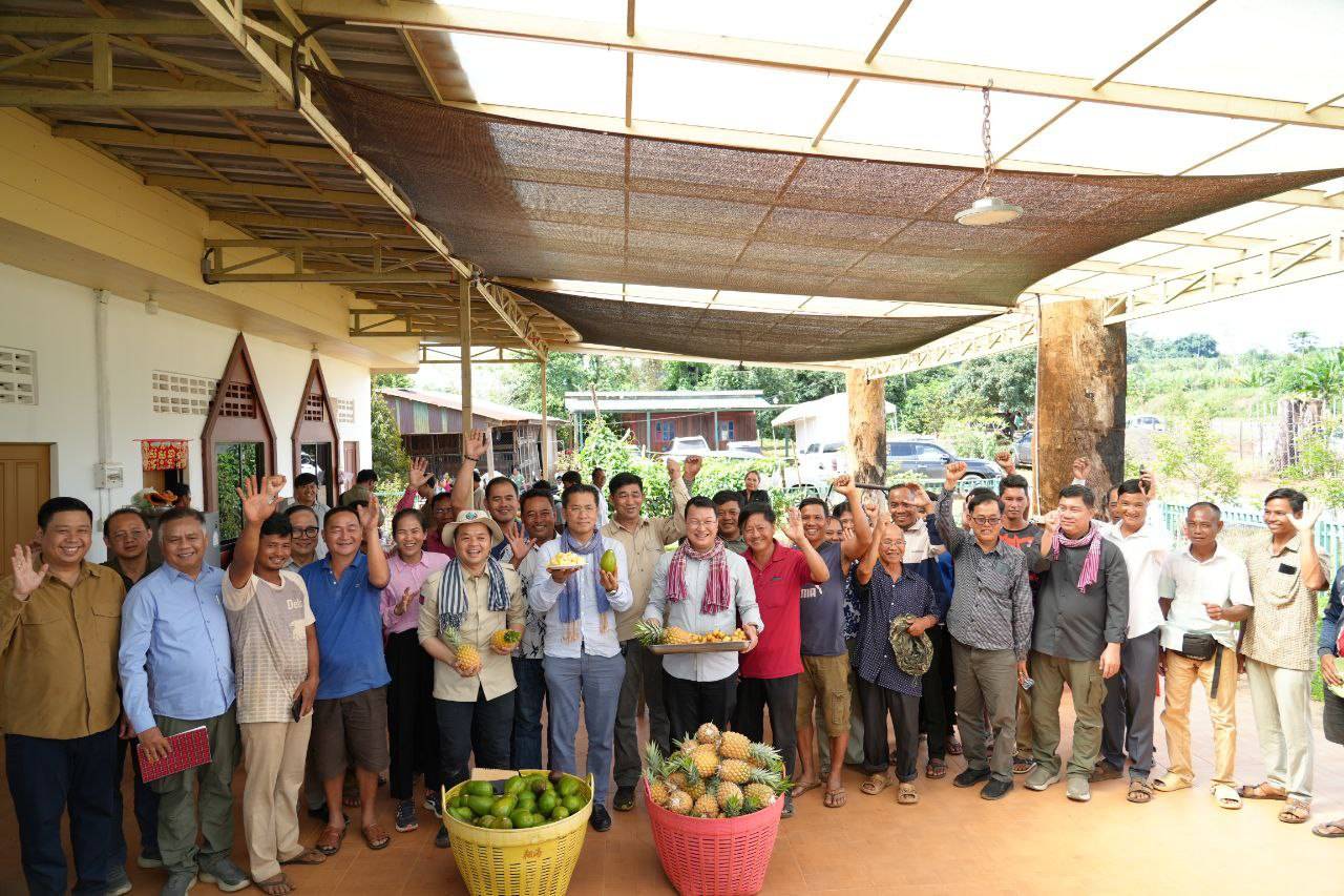 ប្រជាពលរដ្ឋ ឃុំអូរសោម ខេត្តពោធិ៍សាត់ បង្កើនការដាំដុះទុរេនបន្ថែមទៀត ដើម្បីត្រៀមផ្គត់ផ្គង់ទៅទីផ្សារប្រទេសចិន