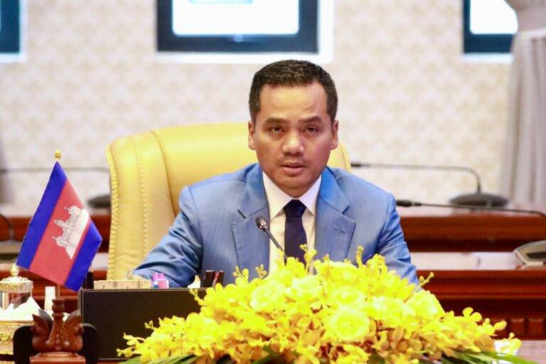 ប្រមុខក្រសួងមហាផ្ទៃកម្ពុជា និងអគ្គរដ្ឋអាជ្ញារុស្សី វាយតម្លៃខ្ពស់ចំពោះកិច្ចសហប្រតិបត្តិការប្រទេសទាំងពីរ រួមទាំងវិស័យមហាផ្ទៃ